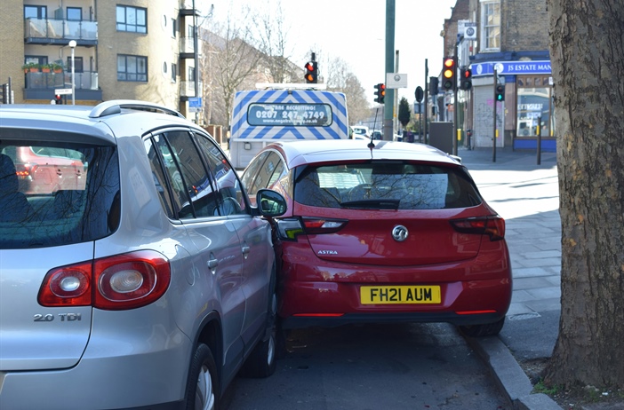 
      Accident auto : les 5 étapes clés
    